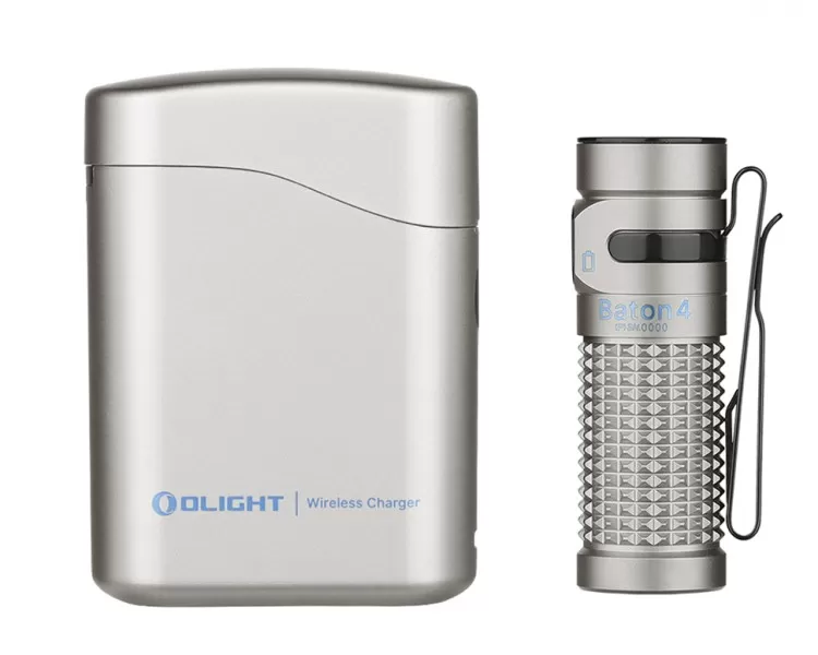 【美品】OLIGHT Baton4 Premium Edition（ホワイト） OLIGHT Baton4 Premium Edition EDC Flashlights 1300 Lumens